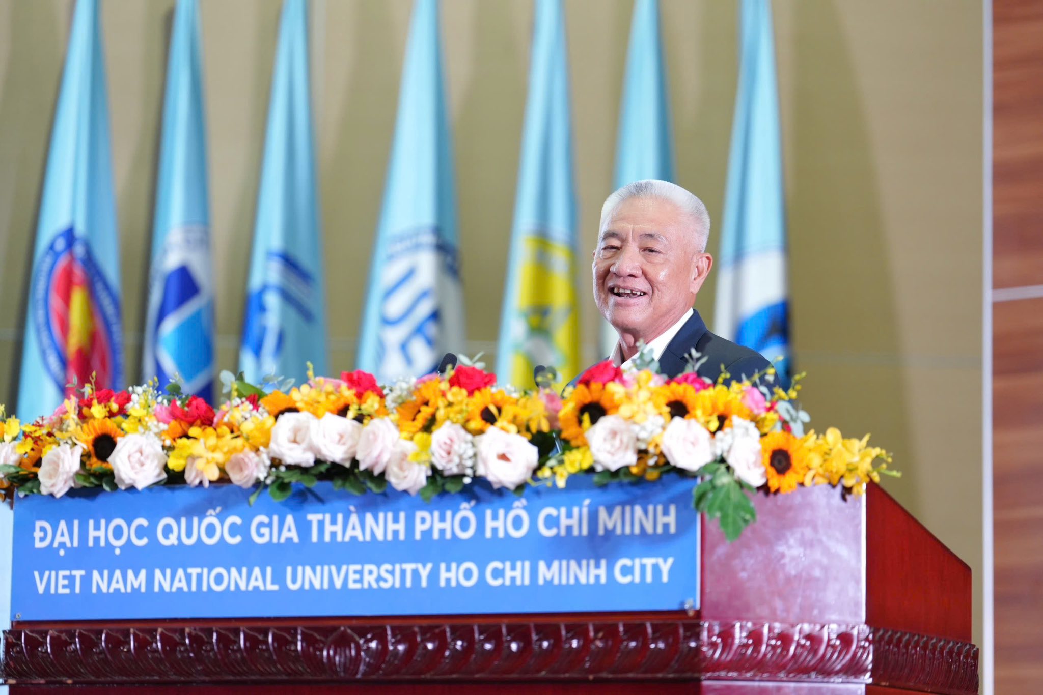 Công thức thành công của tiến sĩ có 700 bằng sáng chế